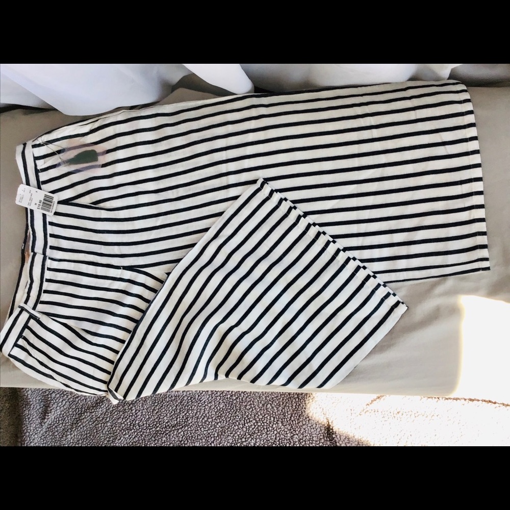 Wide-leg Crop Pants